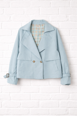 Kurzer Trenchcoat mit Karofutter und Schulterklappen - DELIGHT SPRING