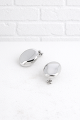 Ohrstecker mit ovalem Spiegelmuster- Silber