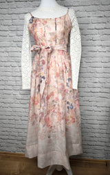 Hochwertiges Ärmelloses Tüllkleid mit Blumenprint