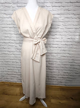 Leinen- Midikleid mit Bindegürtel- Hellbeige