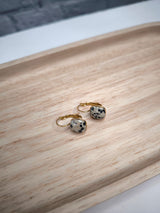 Kleine Ohrhänger mit Naturstein- Dalmatiner