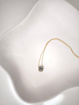 Halskette mit Swarovski® Kristallen- Grau