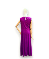 Ärmelloses Wickelkleid mit seitlicher Drapierung- GEDECKTER WINTER