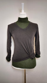 Langarmshirt aus Kaschmir mit V-Ausschnitt- 4 JAHRESZEITEN