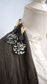 Hochwertige Bluse aus Baumwolle mit Spitzendetails- HERBST WINTER