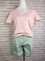 T-SHIRT mit V- Ausschnitt- HELLER FRÜHLING SOMMER