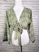 Crop- Wickel- Seidenbolero- Grün gemustert