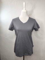 Bio Baumwoll T- Shirt mit V- Ausschnitt- Stone