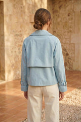 Kurzer Trenchcoat mit Karofutter und Schulterklappen - DELIGHT SPRING