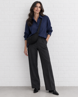 Oversize-Hemd mit feinen Streifen & Statement Knöpfen – TWILIGHT WINTER
