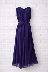Plisseekleid mit Bindegürtel- MAJESTIC WINTER