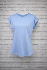 BIO T-SHIRT MIT GERADEM ÄRMEL UND AUFGEROLLTEM ÄRMELSAUM - HELLER SOMMER