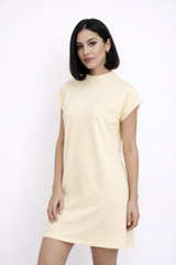 T- SHIRTKLEID MIT TURTLE NECK- Gelb