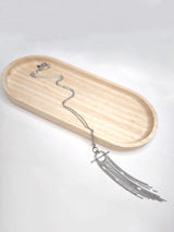Lange Kette mit hängenden Details - VERSCHIEDENE FARBTYPEN