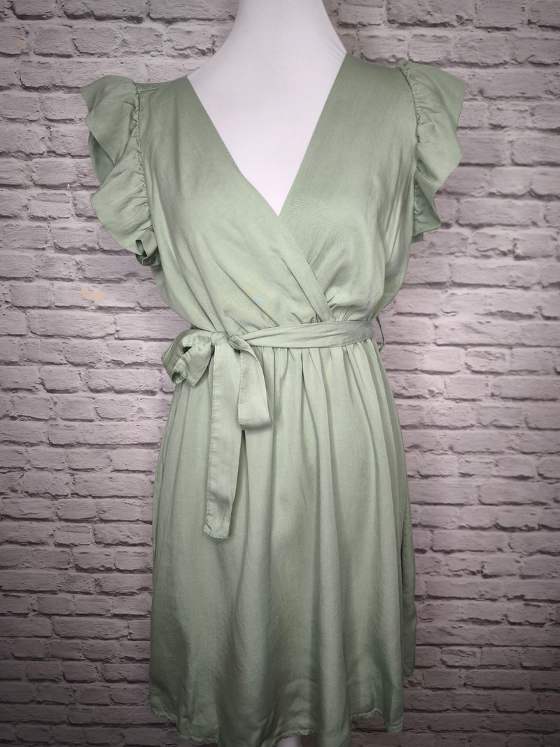 Sommerkleid mit Flügelärmel- Salbeigrün