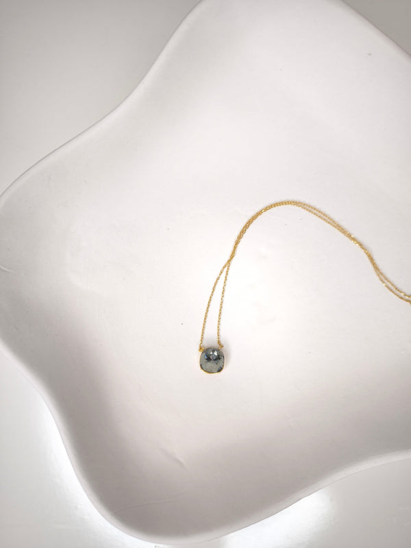 Halskette mit  Swarovski® Kristallen- Grau