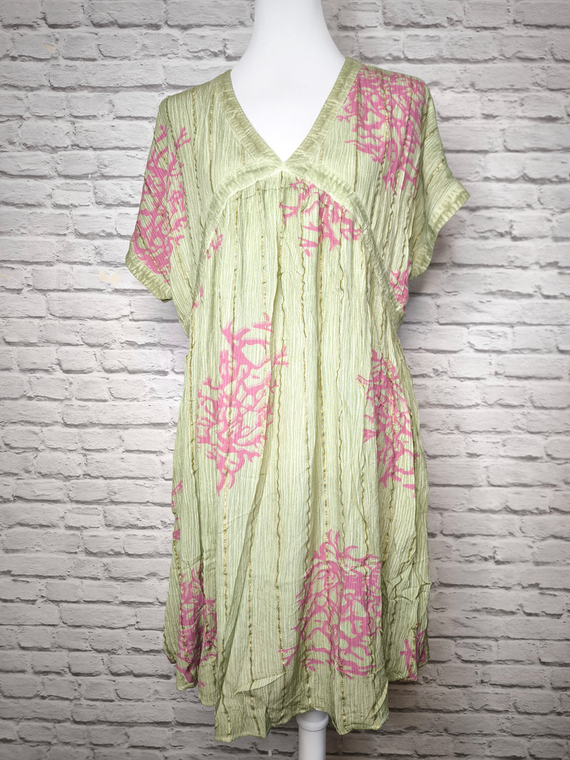 Easy-to-wear Sommer Tunikakleid- Pistazie