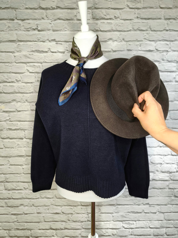 Feinstrickpullover mit Rundhalsausschnitt und Mittelnaht- HERBST WINTER