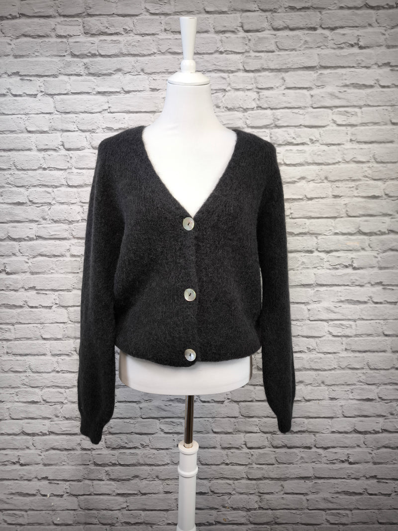 Nachhaltige Alpaka Strickjacke in BIO QUALITÄT - HERBST WINTER