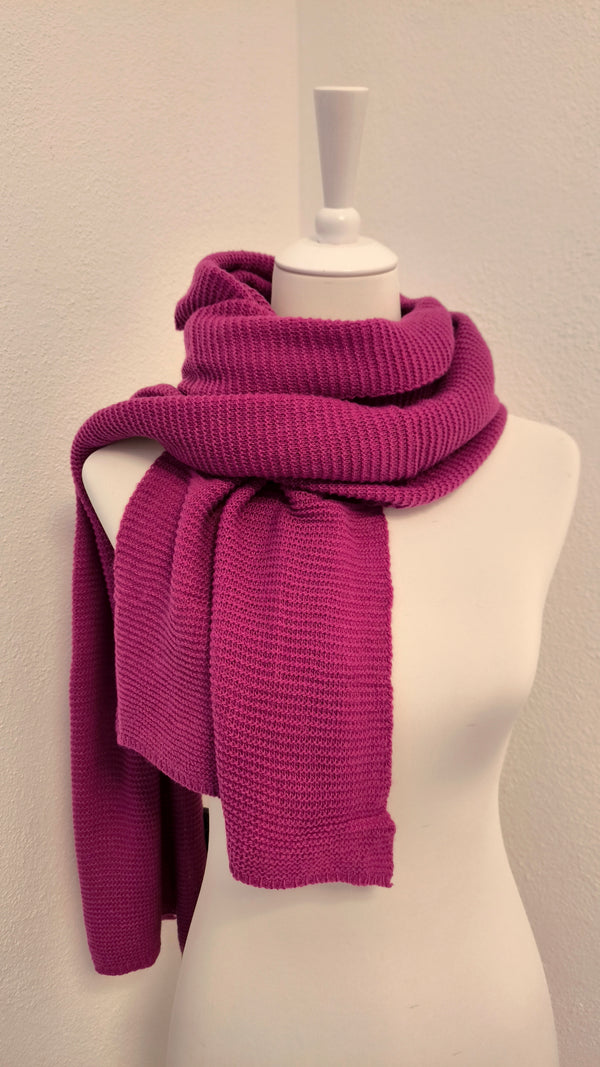 LANG GESTRICKTER KASCHMIRSCHAL- DUNKLER SOMMER WINTER