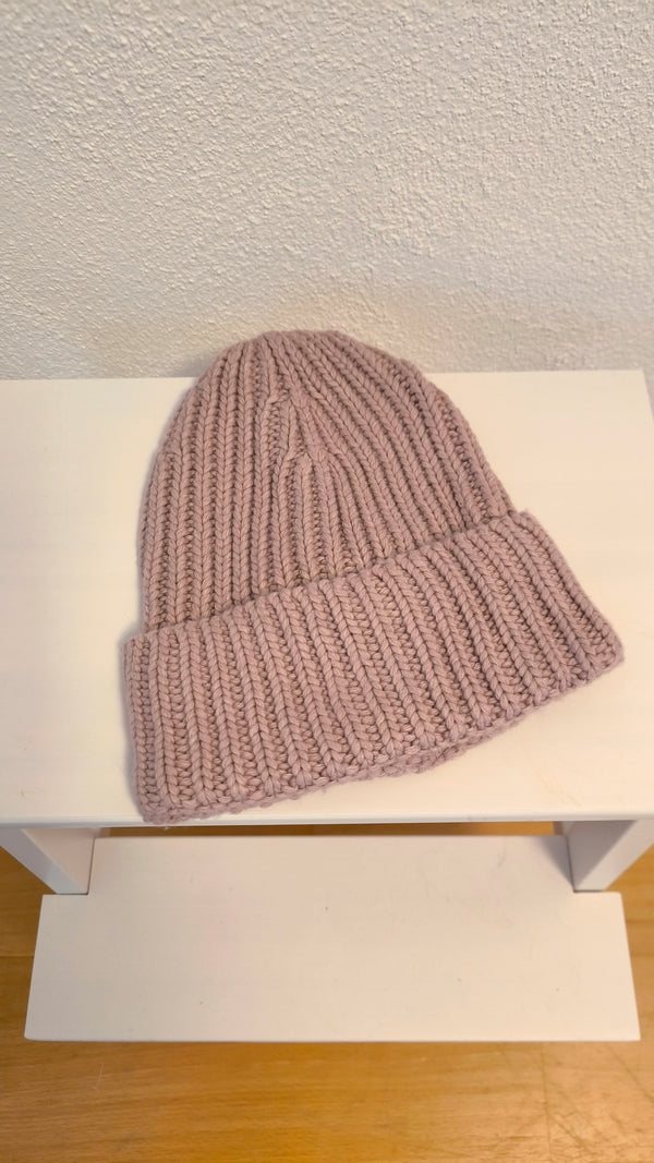 RIPP- STRICKMÜTZE MIT KASCHMIR- DUNKLER FRÜHLING SOMMER
