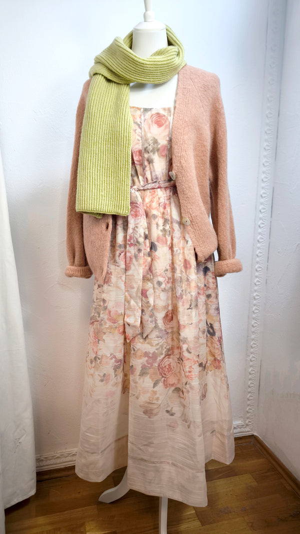 Hochwertiges Ärmelloses Tüllkleid mit Blumenprint