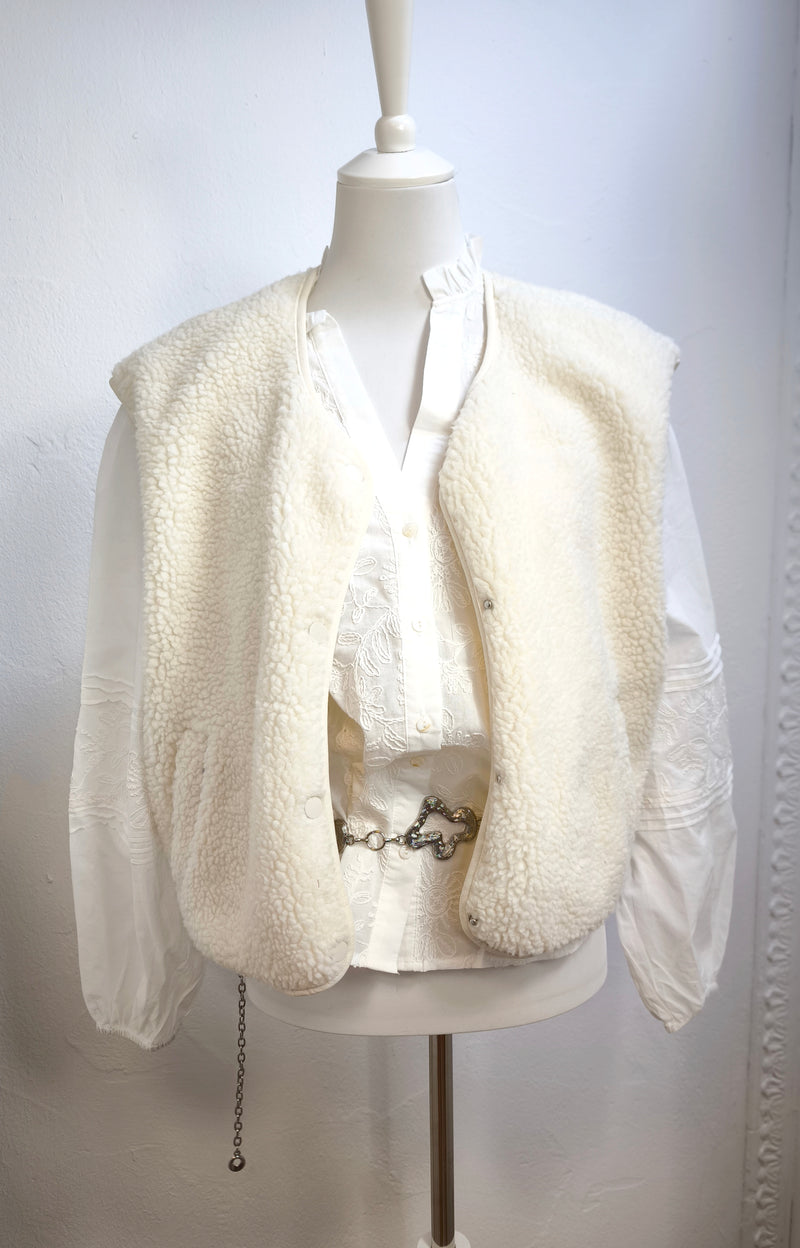 Hochwertige Bluse aus Baumwolle mit Spitzendetails- HERBST WINTER