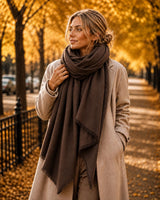 Quadratischer Schal mit Kaschmir- TRUE AUTUMN