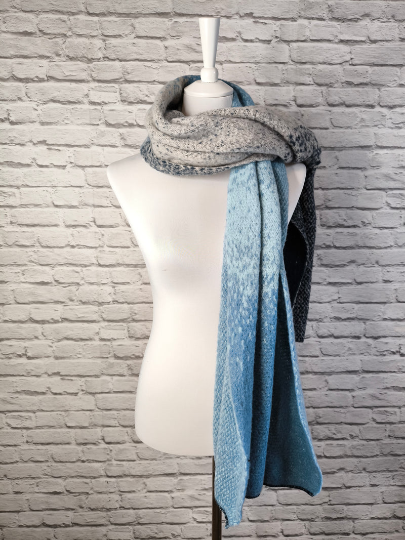 Dreamy Days Winterschal Superweich- Multi Blau