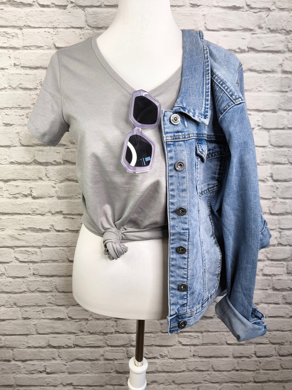 COTTON T-SHIRT MIT V AUSSCHNITT - Dunkler Sommer