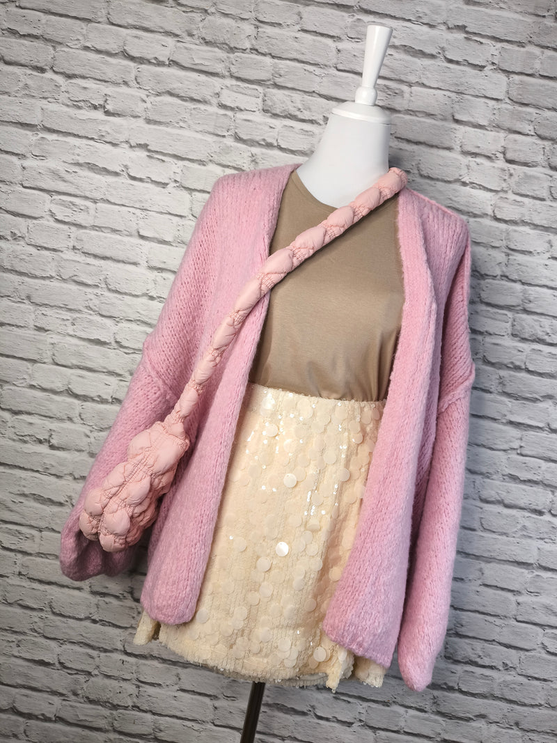 Lässige Oversized Mohair- Strickjacke mit Puffärmel- Rosé