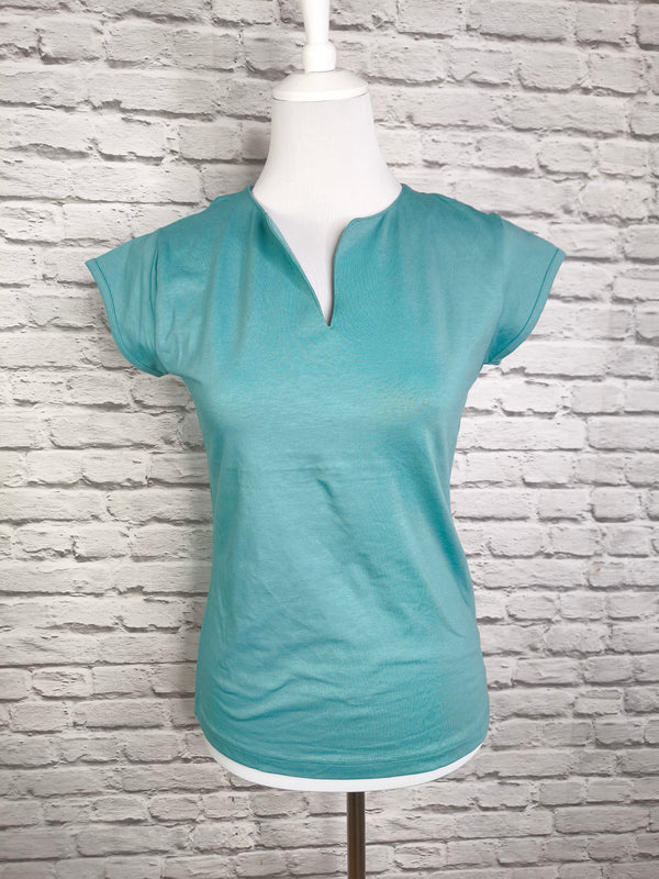 T-SHIRT mit V- Ausschnitt BELICE- Dusty Blue