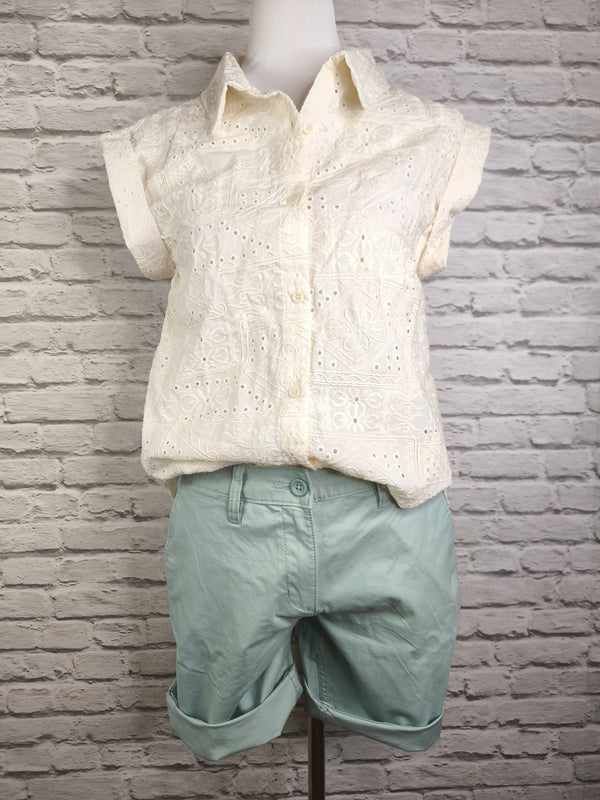 Hochwertige Stickerei- Bluse- Beige