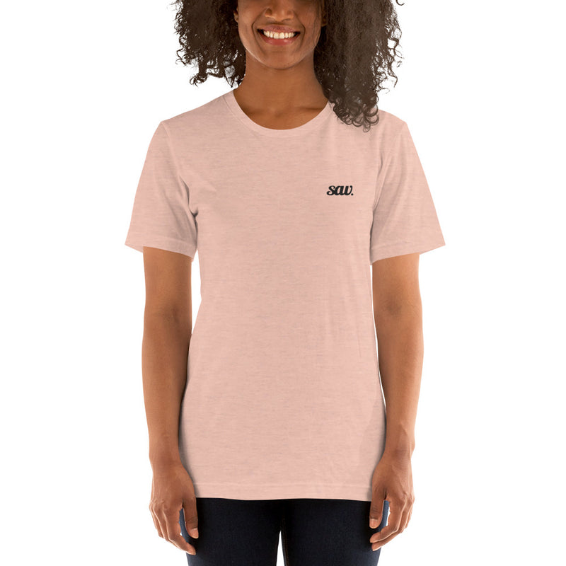 saw. Kollektion Unisex-T-Shirt mit saw. Logo- verschiedene Farben und Farbtypen
