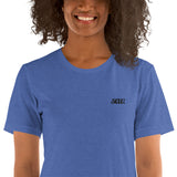 saw. Kollektion Unisex-T-Shirt mit saw. Logo- verschiedene Farben und Farbtypen